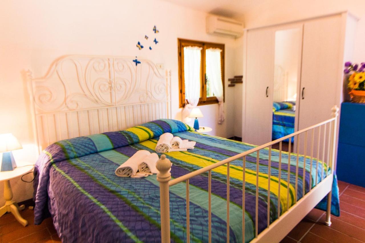 Residence Oasis Campiglia Marittima Bagian luar foto