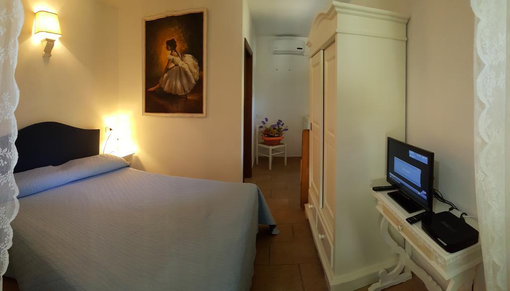 Residence Oasis Campiglia Marittima Bagian luar foto
