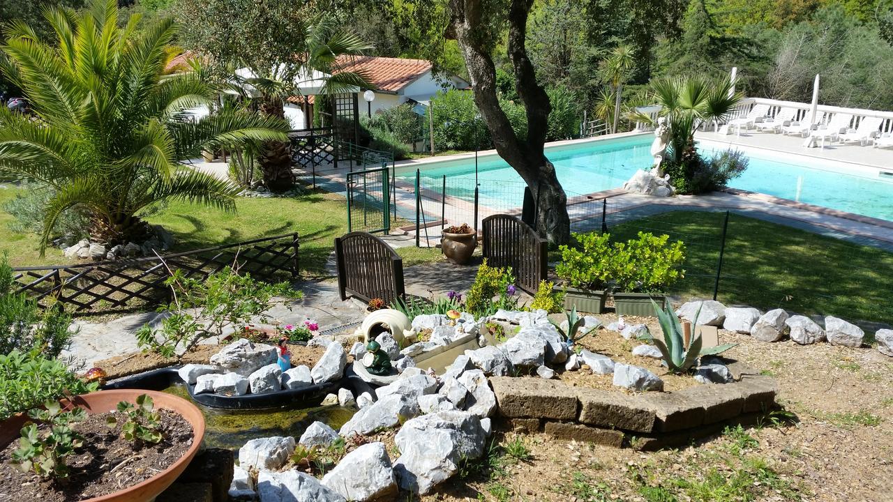 Residence Oasis Campiglia Marittima Bagian luar foto