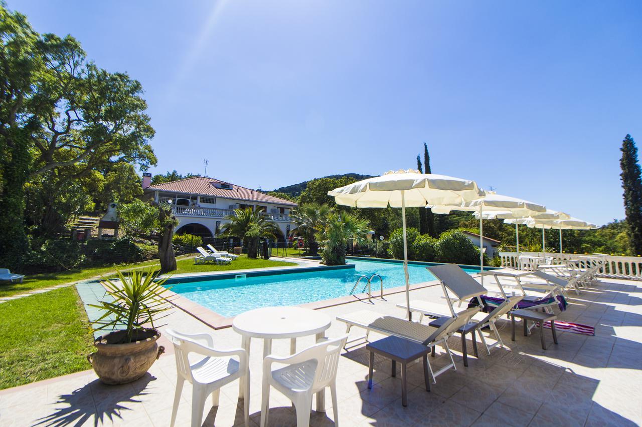 Residence Oasis Campiglia Marittima Bagian luar foto